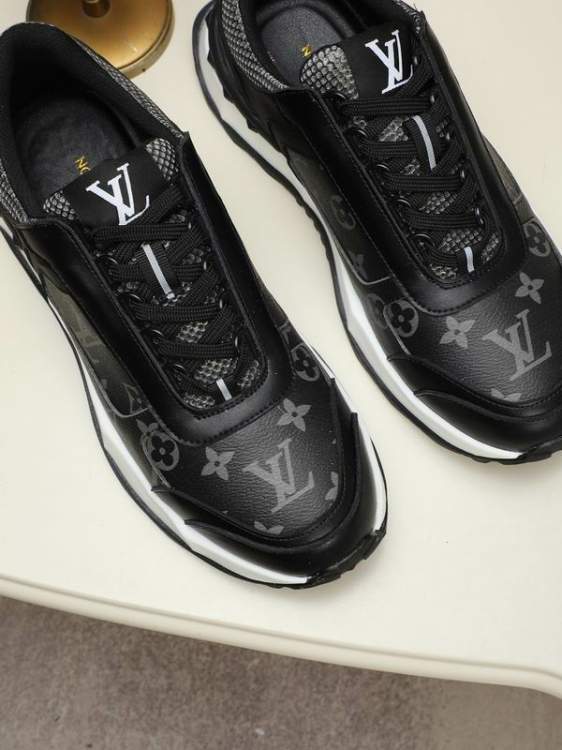 Picture of Louis Vuitton Shoes _SKULVsz38-44mnf043217095